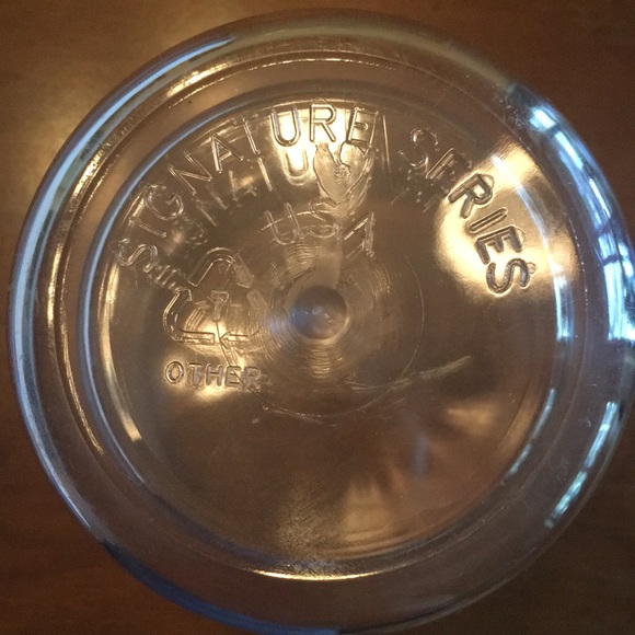 Signature Series Tumbler -New - Picture 3 of 3